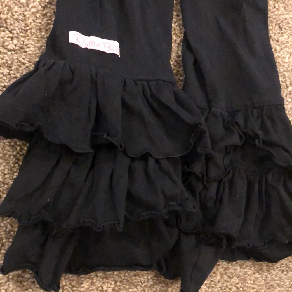 👸🏼 Ruffle Pants - Picture 2 of 4